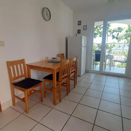 Mlakic Apartment