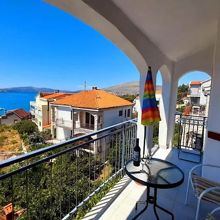 Διαμέρισμα Mlakic Τρογκίρ